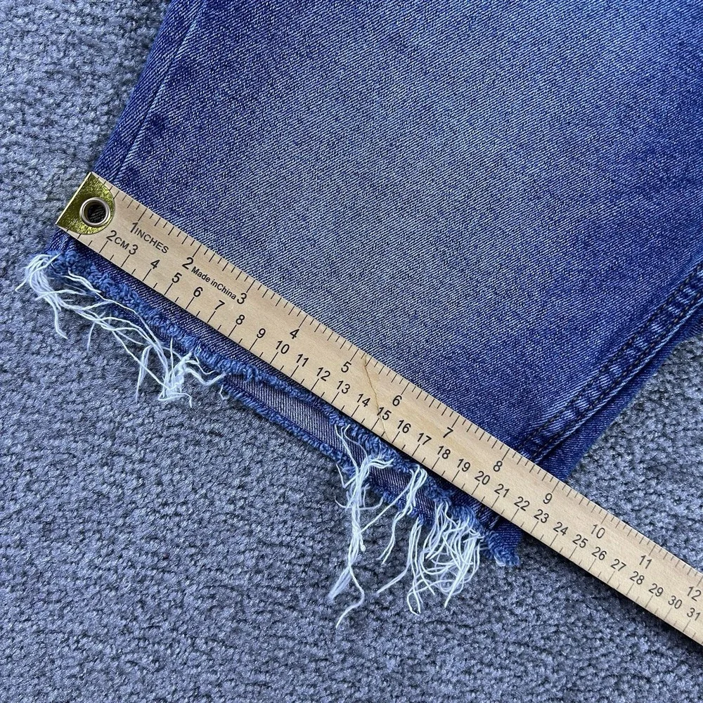 Levis 511 Slim Fit Cut Off Denim Shorts Mens 32 Blue Medium Wash Raw Hem Jorts